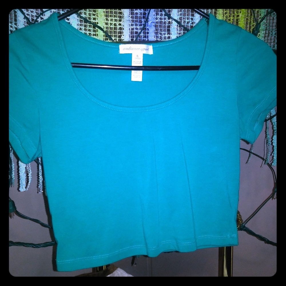 Ladies crop top